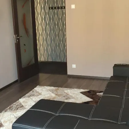 Home Apartament דירה בראשוב