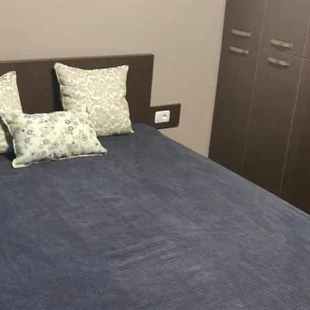 Home Apartament בראשוב