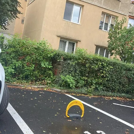 Apartament Home Apartament *